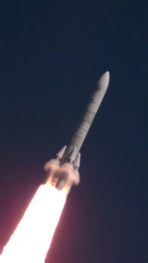 Watch these mesmerising vapour cones wrap around Ariane 6’s boosters.