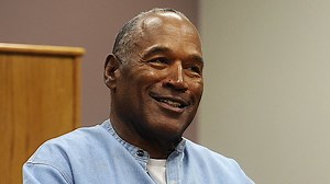 OJ Simpson's oldest daughter shops for groceries in Vegas