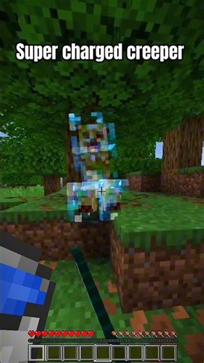 “I Summoned a Super Charged Creeper 😱”||#minecraft#shorts
