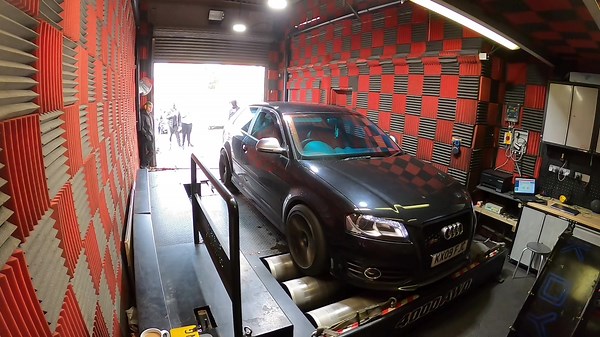 Audi s3 in for dyno day getting 291BHP and 397NM on second run and 282BHP and 401 NM torque on the second run www.carltontuning.co.uk www.tiktok.com/@carltontuning www.instagram.com/carlton_tuning www.facebook.com/carltontuning https://youtube.com/channel/UCVtTnYInU-ZW96t-Kiy29-g #carltontuning #dynotune #winols #dynotuning #swiftec #autotuner #magicmotorsport #autotuner #flex #magpro #customtuning #gainsdontlie #alientech #kessv2 #ktag #stage1 #understandtuning #remapping #vag #bmw #dynotested 