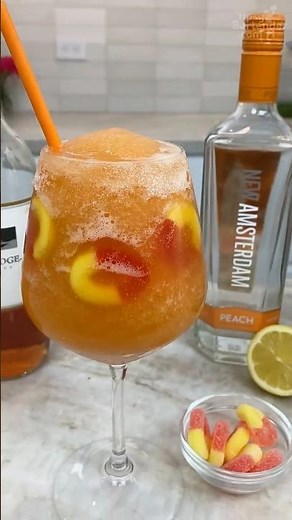 Peach Princess Frozé #cocktail