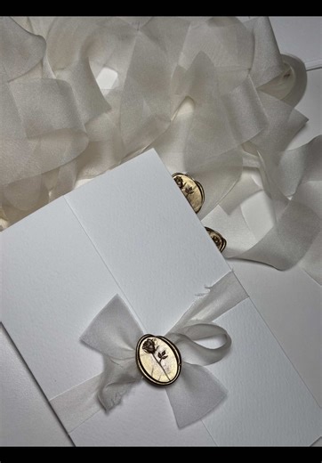 Modello a scrigno 😍 #partecipazionidimatrimonio #wedding #graphicdesigner #partecipazioni #matrimonio