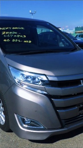 Toyota Noah 2021- Perfect family Minivan -Direct From Japan