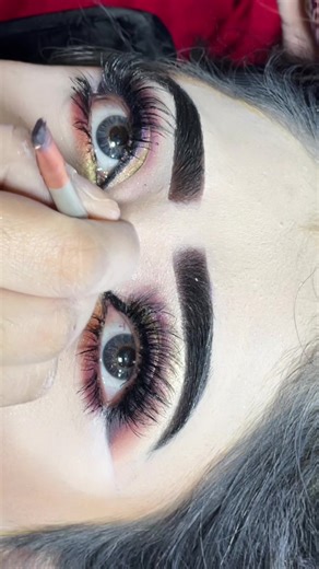 Bridal Eyes Makeup: Transform Your Look for the Big Day