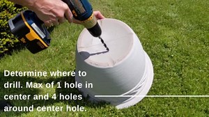 Grosfillex Tuscany 18.11 in. W x 12.83 in. H Rust Resin Indoor/Outdoor Decorative Pots Planter US301116