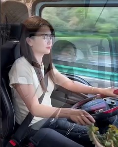 Femmes au Volant des Poids Lourds : Briser les Stéréotypes et Réinventer les Rôles | Web Exploit Plus