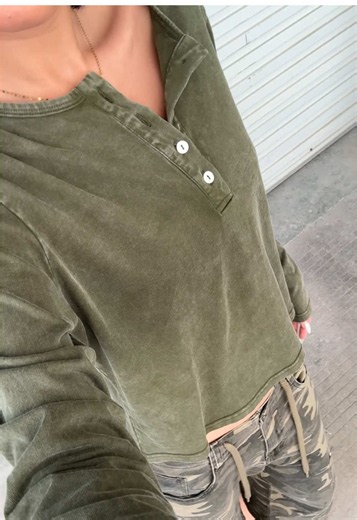 simple, soft, and easy to wear on repeat #henley #womenstyle #casualoutfits #comfy #everydaystyle