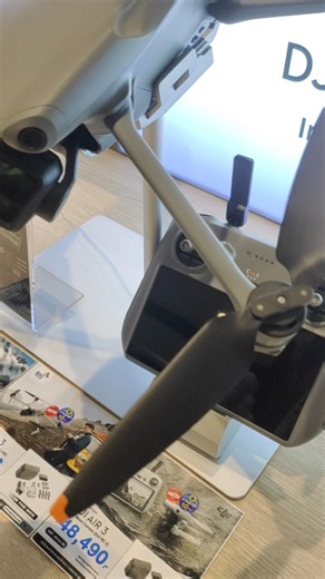 Watch Mini, lightweight and foldable camera drone. Smart features on Amazon Live