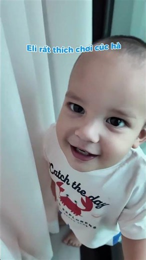 CẢM LẠNH! "Báo Thủ" Eli Chơi Trốn Tìm Trình Độ "Tàng Hình" Cực Kỹ Khiến Ba Dũng Mẹ Vy Cười Bất Lực |