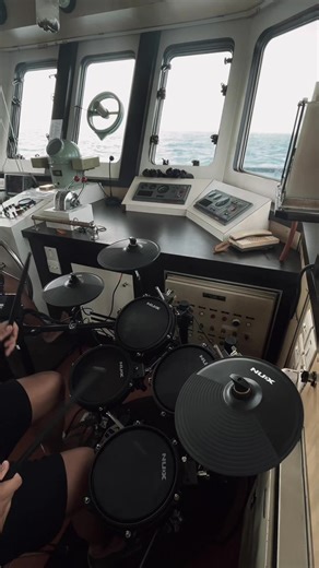 Kumpulan Video Cover Drum dan Gitar di TikTok