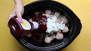 3 ingredients, zero prep — just dump, cook, and you’ve got party-ready BBQ meatballs.