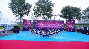 Một đội thi vô cùng đặc biệt, đó là... chỉ toàn thành viên Nữ đến từ QC Team ~~~ Một tràng pháo tay cho phần dự thi vô cùng cháy đến từ các bóng hồng Device QC - Power Girl nào các bạn ơi.... #SEVTInsider #SEVTSportfestival2022 #Flashmob #Deviceqc | SEVT Insider