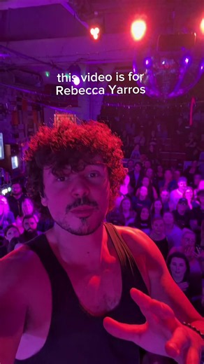 Imagine if she saw this! #rebeccayarros #booktok #threestepsahead #fyp | Rebecca Yarros