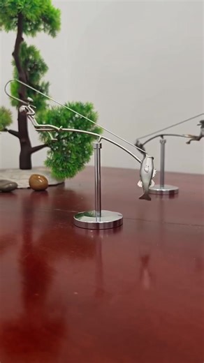 🎣🏆 Bringen Sie Ihre Leidenschaft ins Haus – diese Perpetuum mobile-Skulptur ist das perfekte Angelzubehör für Ihr Zuhause oder Büro! Halten Sie Ihre Leidenschaft am Leben.😎👉 | Hnlkxjlwnc=D