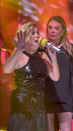 FLANS (en vivo) cantando Tímido. Ilse y Mimi mejor que nunca. Show en privado. #musica #flans