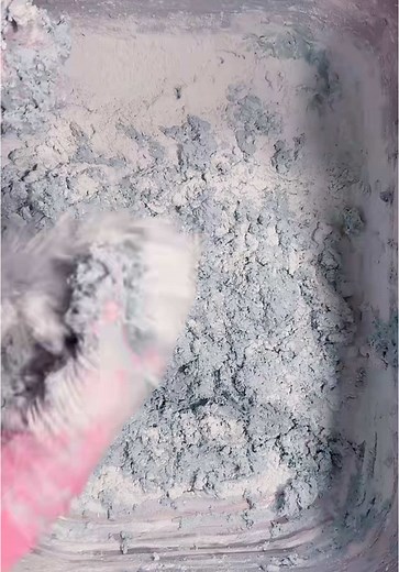 Creating Thick Paste with Hand Mixing Techniques