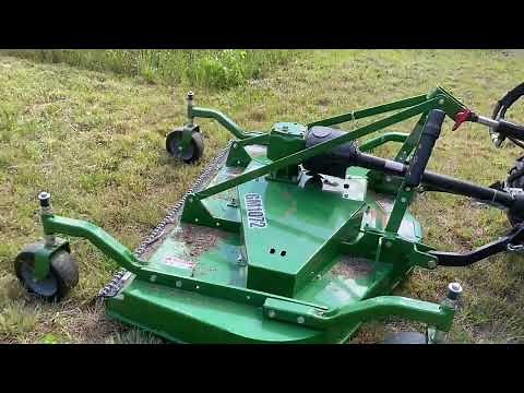 John Deere 1025r and Frontier GM1072 Finish Mower