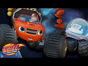 Astronaut Blaze Travels Through Outer Space to Mars!