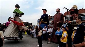 Zuytpeene: la commune a organisé sa première ronde des géants, ce dimanche 22 mai 2022.