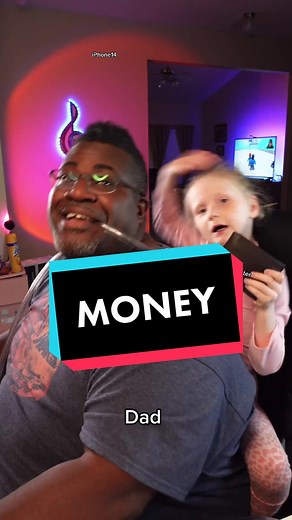 Chilling with the one that makes it rain in brookhaven. Bruh. #money #lisamoney #lisablackpink #fatherhood