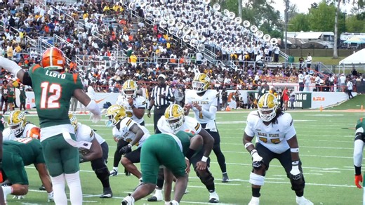 Jalen Jones cashes it in. Hornets lead 14-0!#SWARMAS1 | Alabama State Athletics