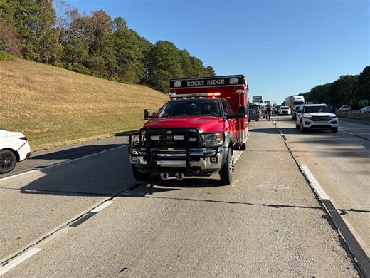 Five-car wreck closes lanes on Interstate 459 South near I-65 interchange