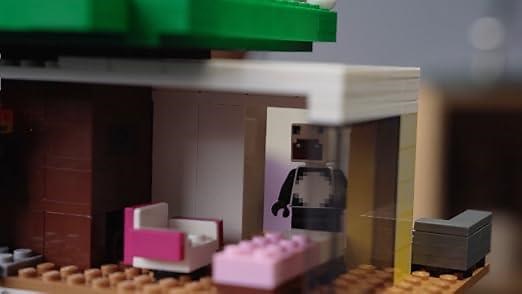 LEGO Minecraft The Modern Treehouse 21174 Giant 