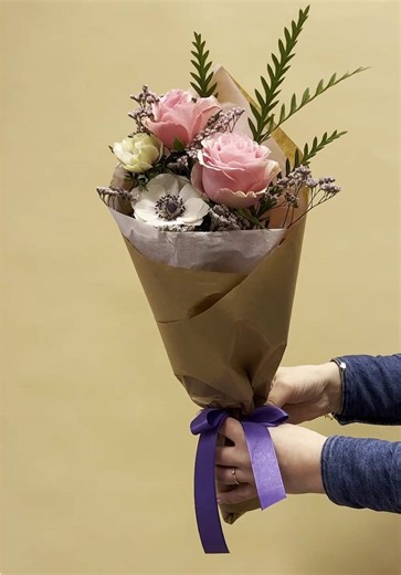 Flower Delivery with Eflorist: Beautiful Arrangements