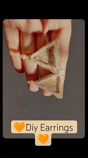 How to make Handmade Earings/Diy navarti beaded earring #craft #festival #earings #diy #beaded