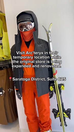That Ski trip is calling...📞 ⛷️ Get all the gear you need for men and women at Arc'teryx. Visit them in their temporary location to shop high performance outerwear while the original store is being expanded and renovated, located in our Saratoga District, Suite 625. #woodburycommon #arcteryx #skiseason #foundatsimon | Woodbury Common Premium Outlets