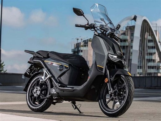 Vmoto Super Soco CPX: uma scooter elétrica de roda alta, agora no Brasil