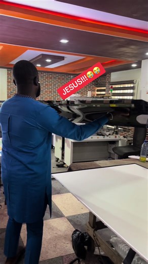 Replacement of 75” Samsung QLED Broken Screen - ScreenDoctor