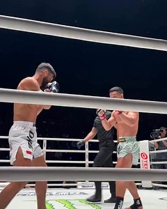 33K views · 284 reactions | A HUGE knockout win for Tiger Muay Thai fighter @abdallah_ondash  over 2 time Lumpinee stadium champion Kompet  in the main event of #ONELumpinee132 tonight, earning Abdallah a 350,000 baht bonus from Chatri, plus his dream of a $100,000 @onechampionship contract!!  #tmtfightteam #muaythai #onechampionship #tigermuaythai | Tiger Muay Thai & MMA Training Camp, Phuket, Thailand | Facebook