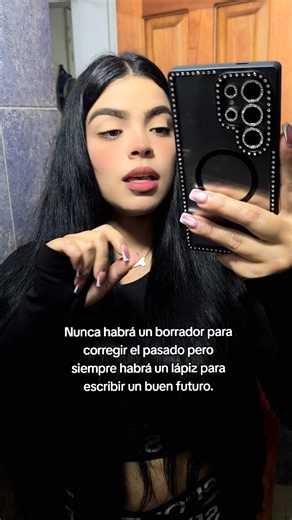 Nunca habrá un borrador para corregir el pasado pero siempre habrá un lápiz para escribir un buen futuro. #frases #consejo #consejos