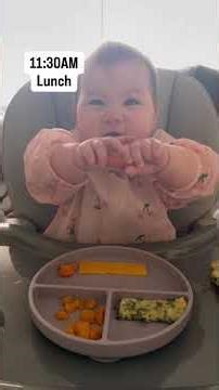 What my baby eats in a day (with timestamps)🍼