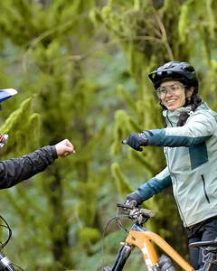 Christina Chappetta headed down to Bellingham to catch up with Hannah and get the low down on her Transition TR11. | Pinkbike