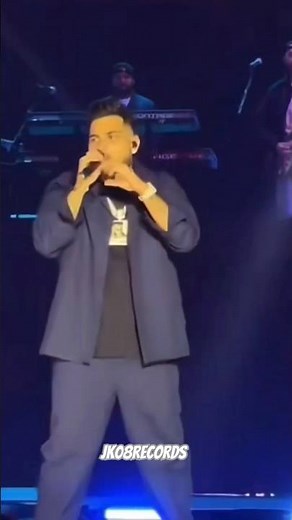 wavy | karan aujla live performance