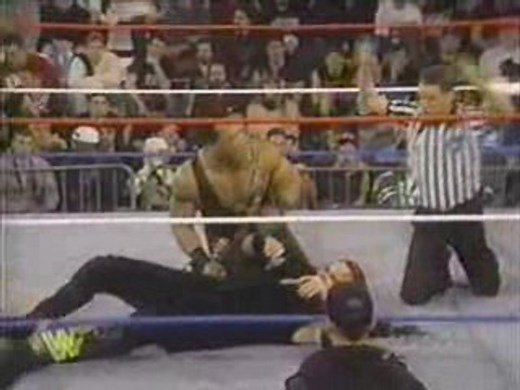 Undertaker vs Faarooq