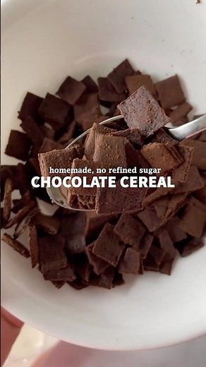 Keto Chocolate Cereal | Homemade Cereal Recipe with no refined sugar