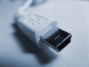 How to Connect a USB Drive to an Internal SATA Port | Techwalla