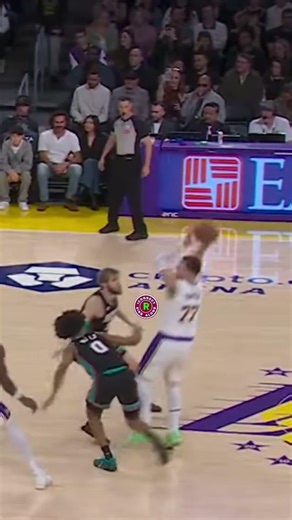 Deandre Ayton - NBA Player/Highlights