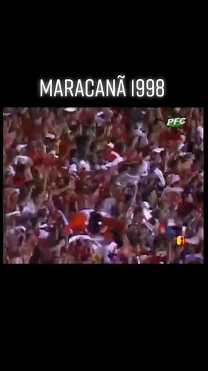 Torcida do Flamengo no Maracanã 1998