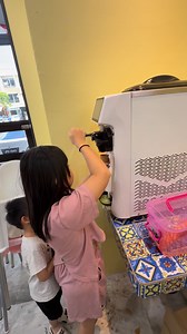 Xiao Qi on Reels | Facebook