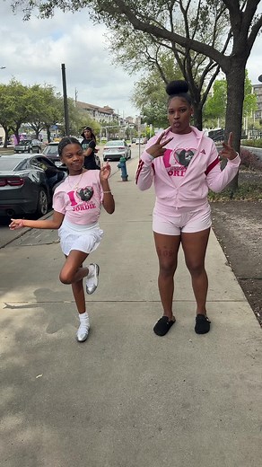 Kenzie Wig & Catwoman Shirts: Girlyworld Chinyere