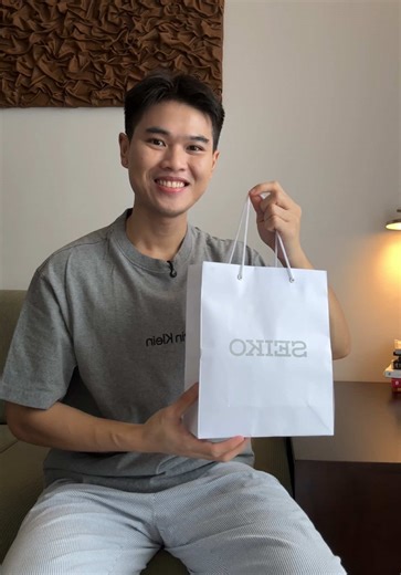 Aaaaaaaa… koleksi baru aku jam tangan Seiko loploplop