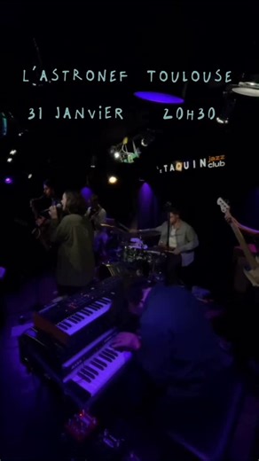 Akou on Instagram: "Notre prochain concert à Toulouse, c’est ce samedi au @cafe_lastronef ! On veut voir l’astro plein à craquer pour le dernier concert de cette tournée hivernale ❄️ A samedi ?"