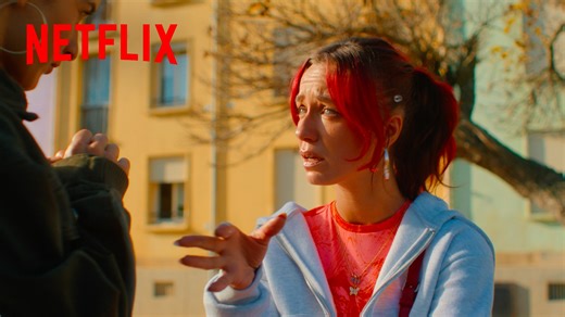 Bosser dans une banque c’est aussi savoir comment la braquer. 👀 LES LIONNES, la nouvelle série de Olivier Rosemberg et Carine Prévot, le 5 février. | Netflix