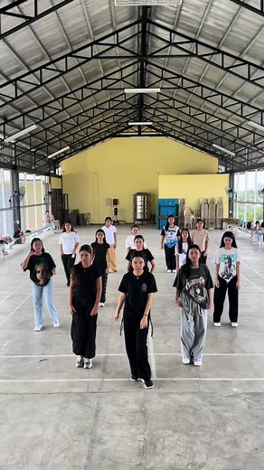 Impressive First Dance Performance by Bini Baila Dance Troupe