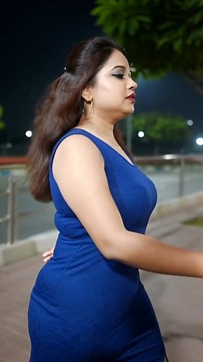 Labon Ko labon se sajao 🤫 | Moumita Adhikary