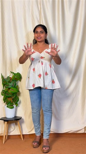 Linu maria scaria on Instagram: "New collection 🔔 Introducing short tops |floral design |khadi fabric📍 ⚡️DM on Insta or WhatsApp To Order 📌To Know About The Price And Other Details Whatsapp On : 9846009495 Size : XS,S,M"